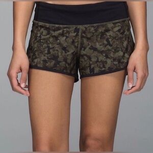 Lululemon Speed Up Short *2.5" Size 4